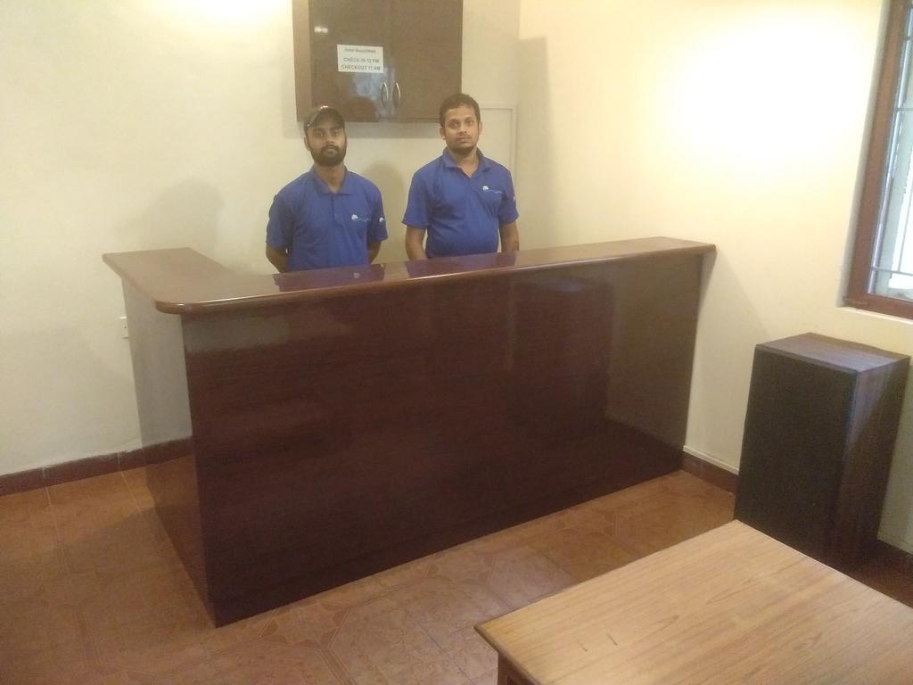 كالانغيُت Hotel Beachwalk المظهر الخارجي الصورة